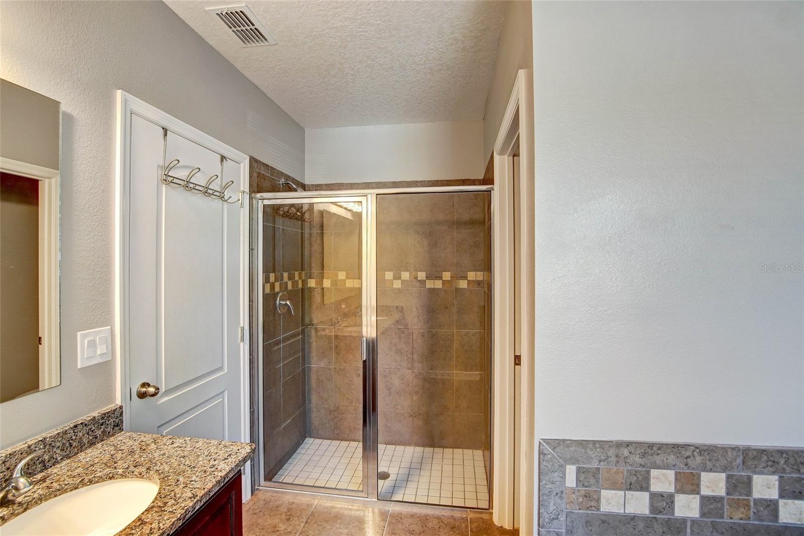 NORTH RIDGE - Residential