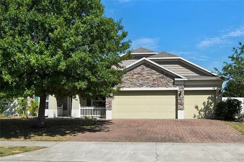 Photo of 103 Blanco Drive, Deland, FL 32724 (MLS # V4948656)