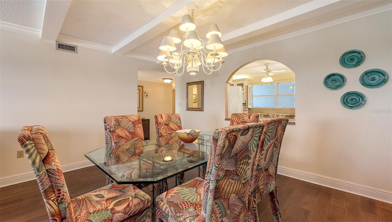 POINTE ON MIDNIGHT PASS - Residential