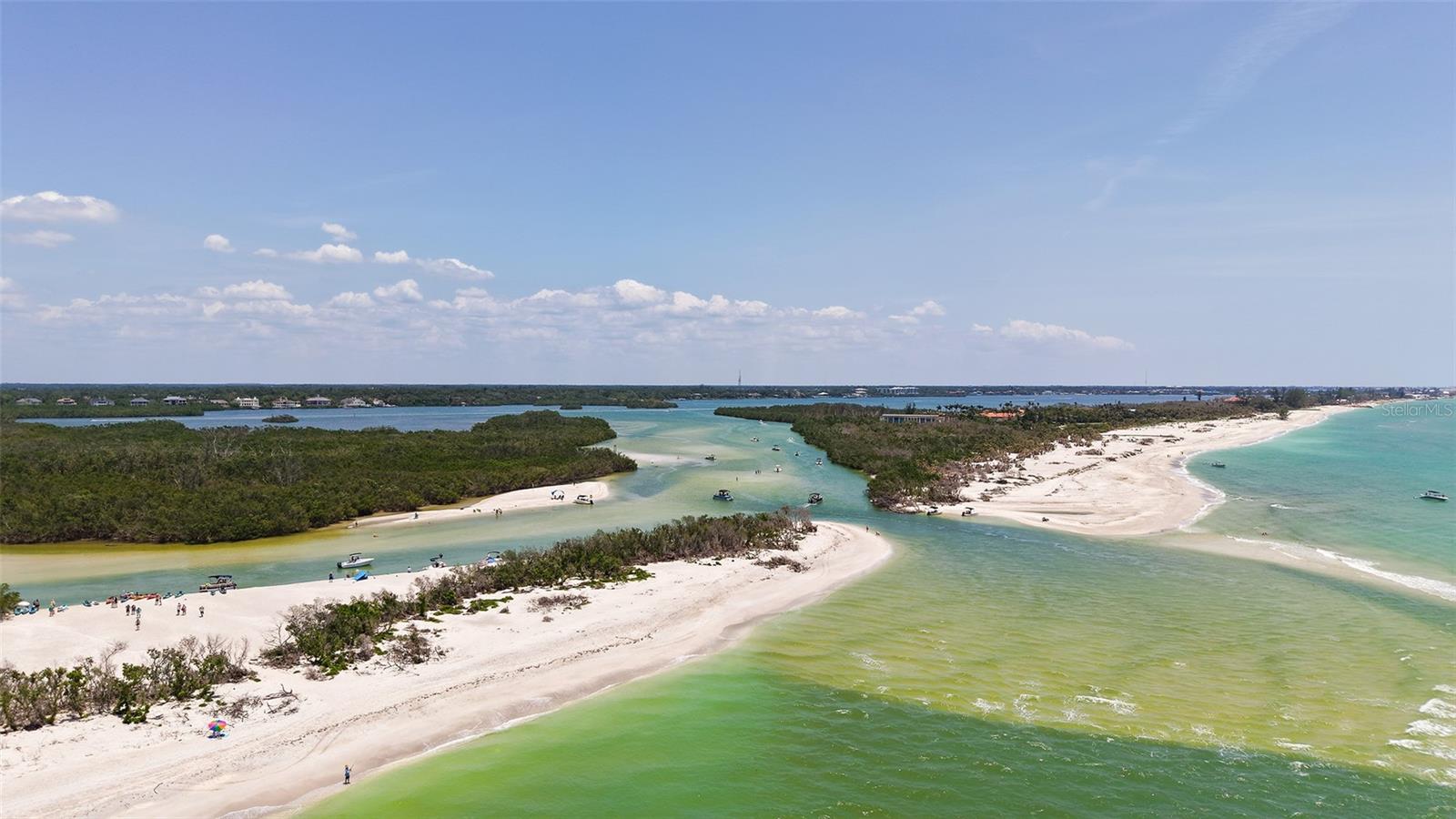 POINTE ON MIDNIGHT PASS - Residential