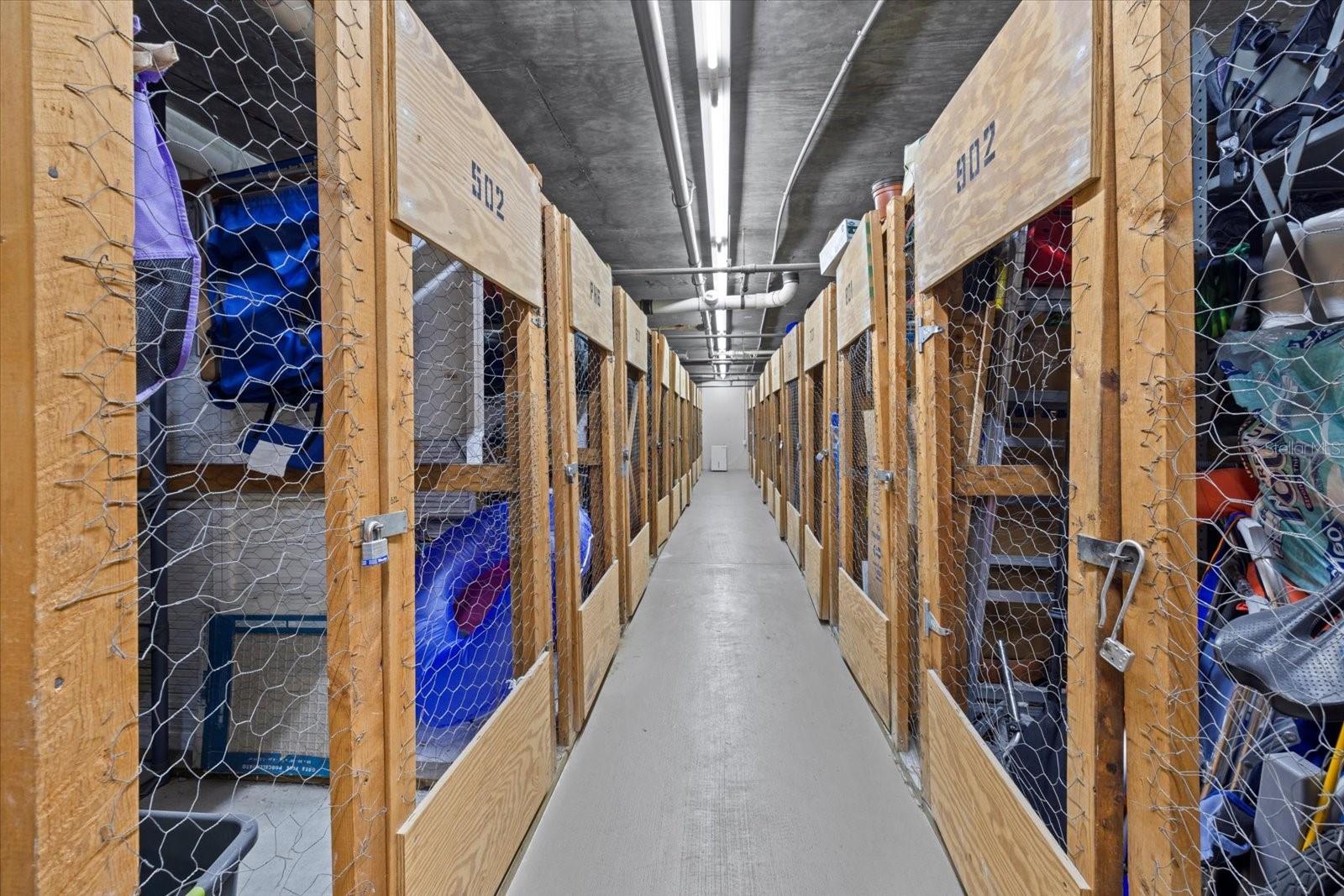 POINTE ON MIDNIGHT PASS - Residential