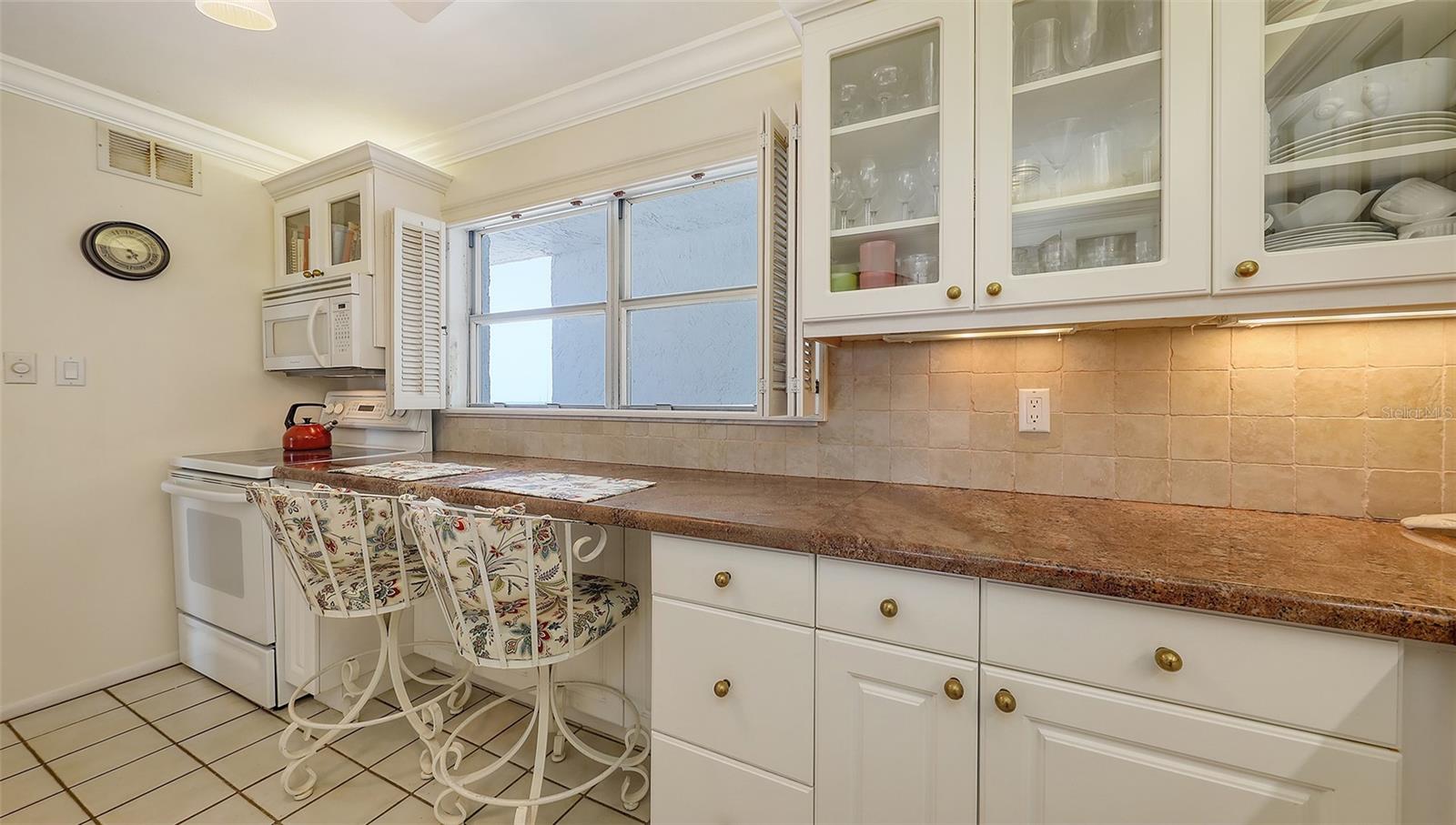 9393 MIDNIGHT PASS ROAD P4