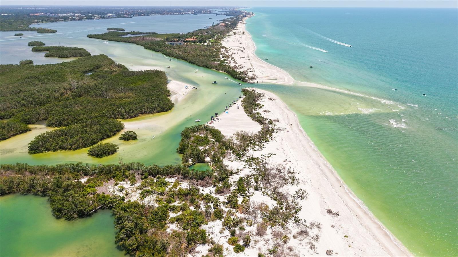 POINTE ON MIDNIGHT PASS - Residential