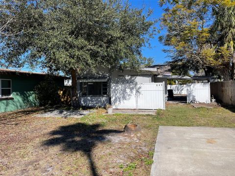 Photo of 845 50th Avenue N, St Petersburg, FL 33703 (MLS # TB8492240)