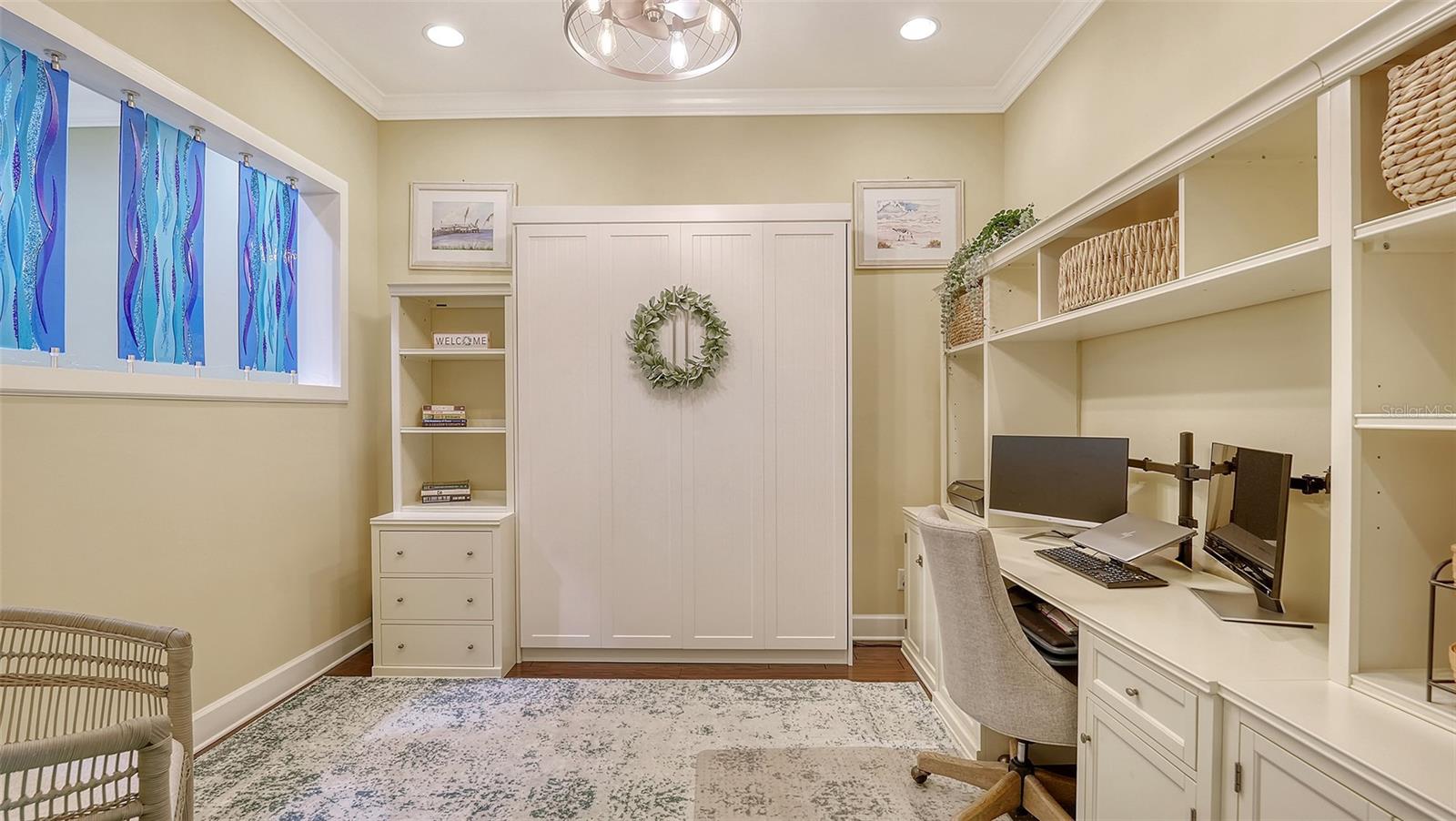 EDGEWATER WALK ON HARBOUR ISLE 5-36 - Residential