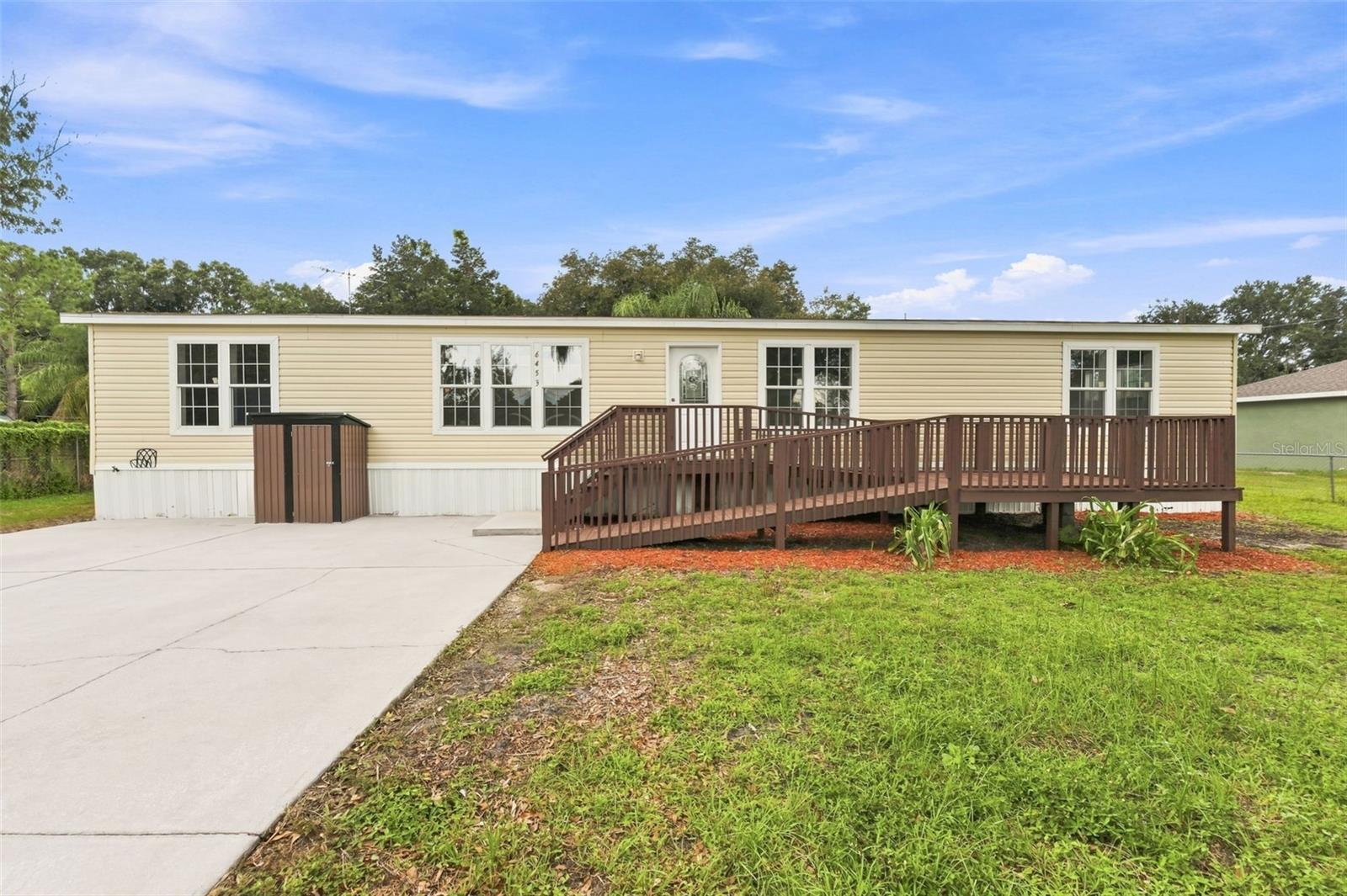 6453 MANGROVE DRIVE