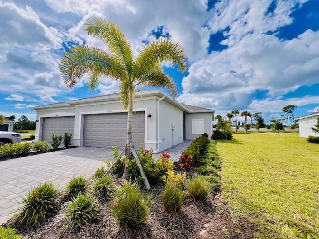 Photo of 8794 Saint Kitts Circle, Englewood, FL 34224 (MLS # D6144397)