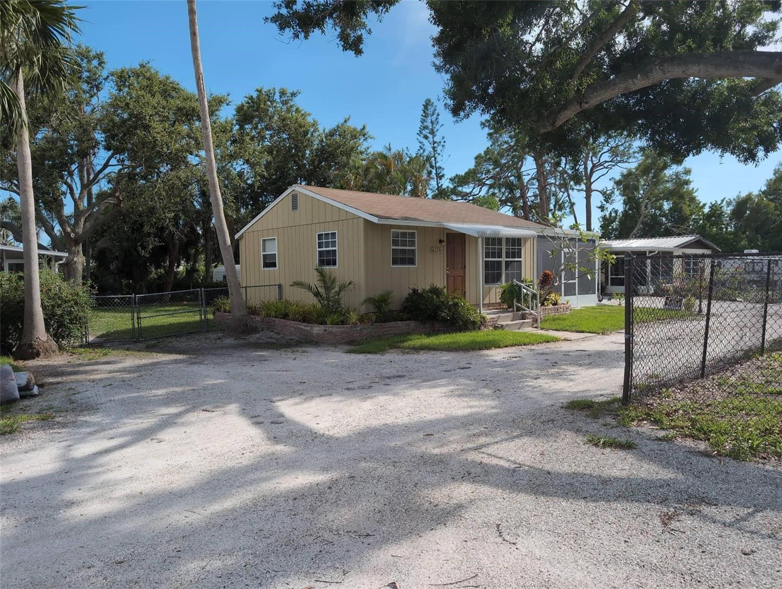 417 SHORE ROAD