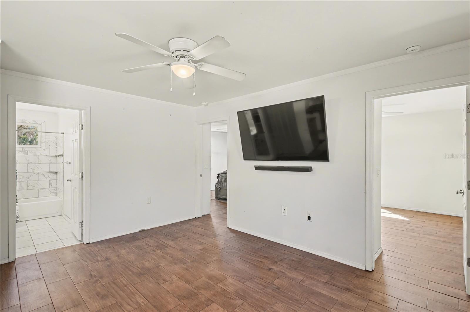 TOWNSITE/TUCKAHO - Residential