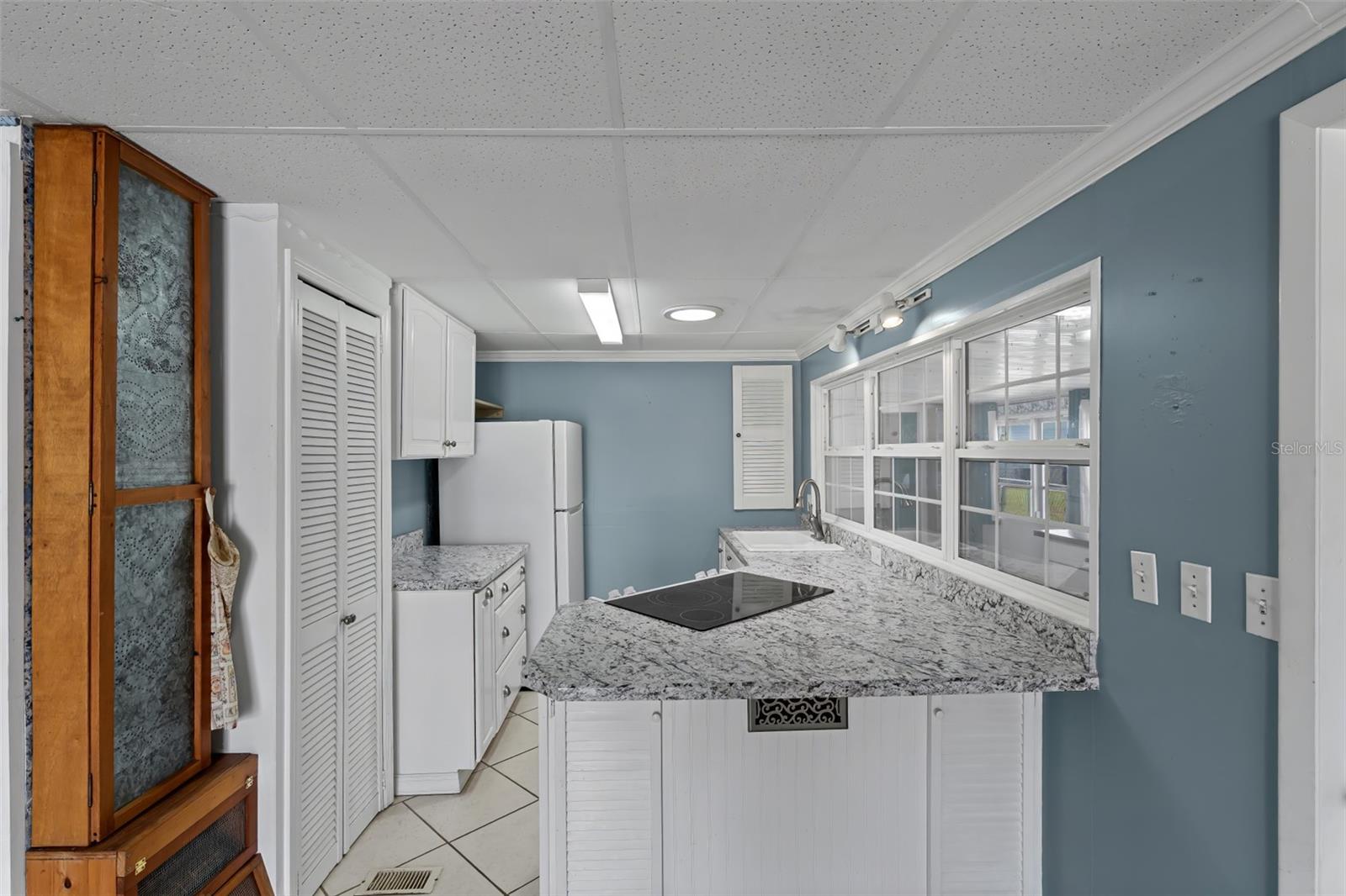 HIGH POINT MH SUB - Residential