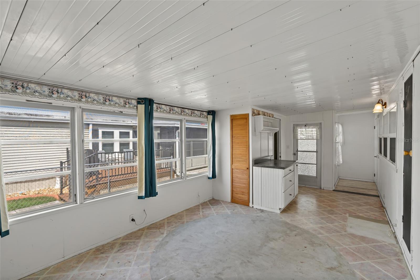 HIGH POINT MH SUB - Residential
