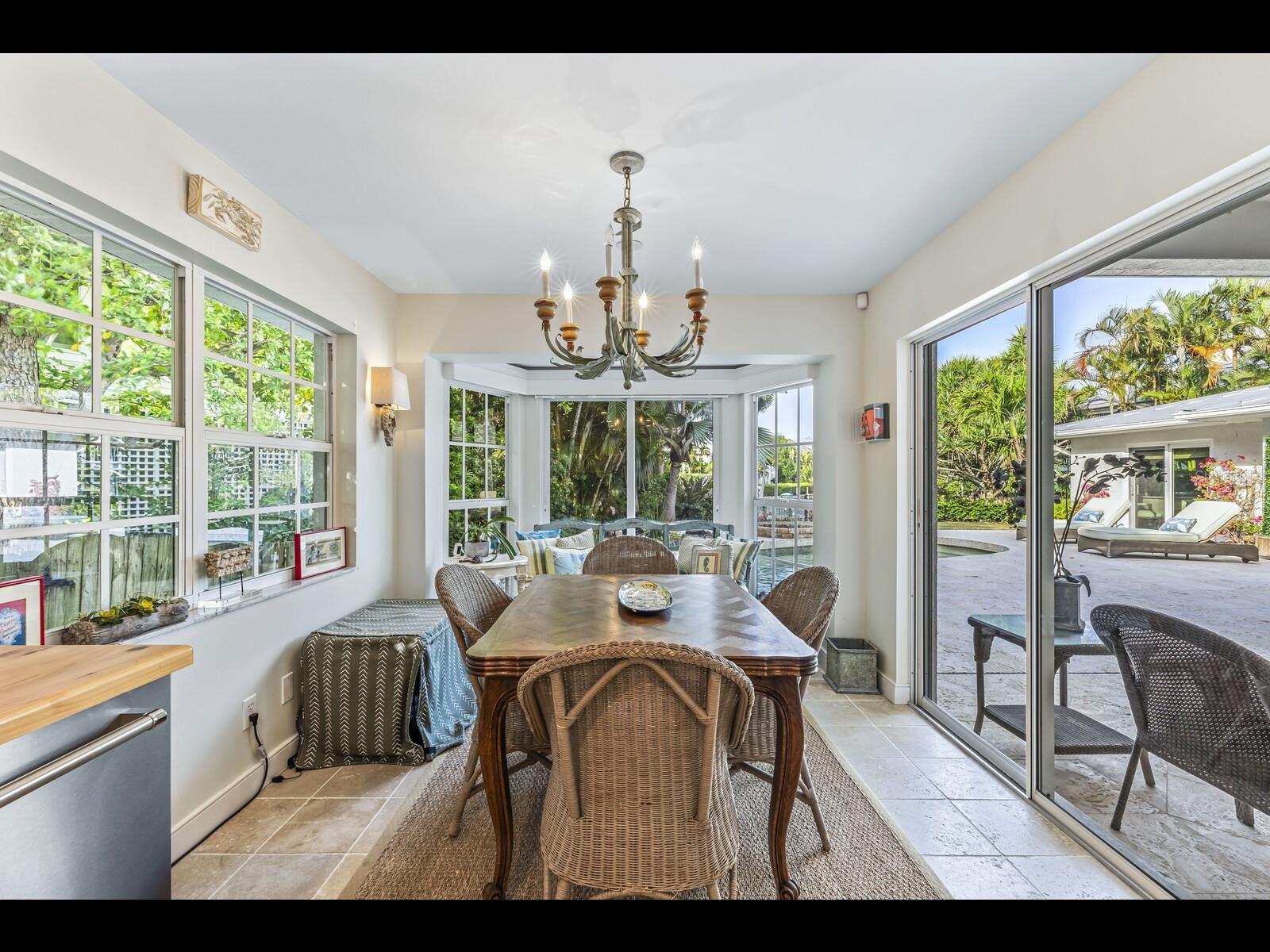 HARBOR DRIVE WATERWAYS - Residential