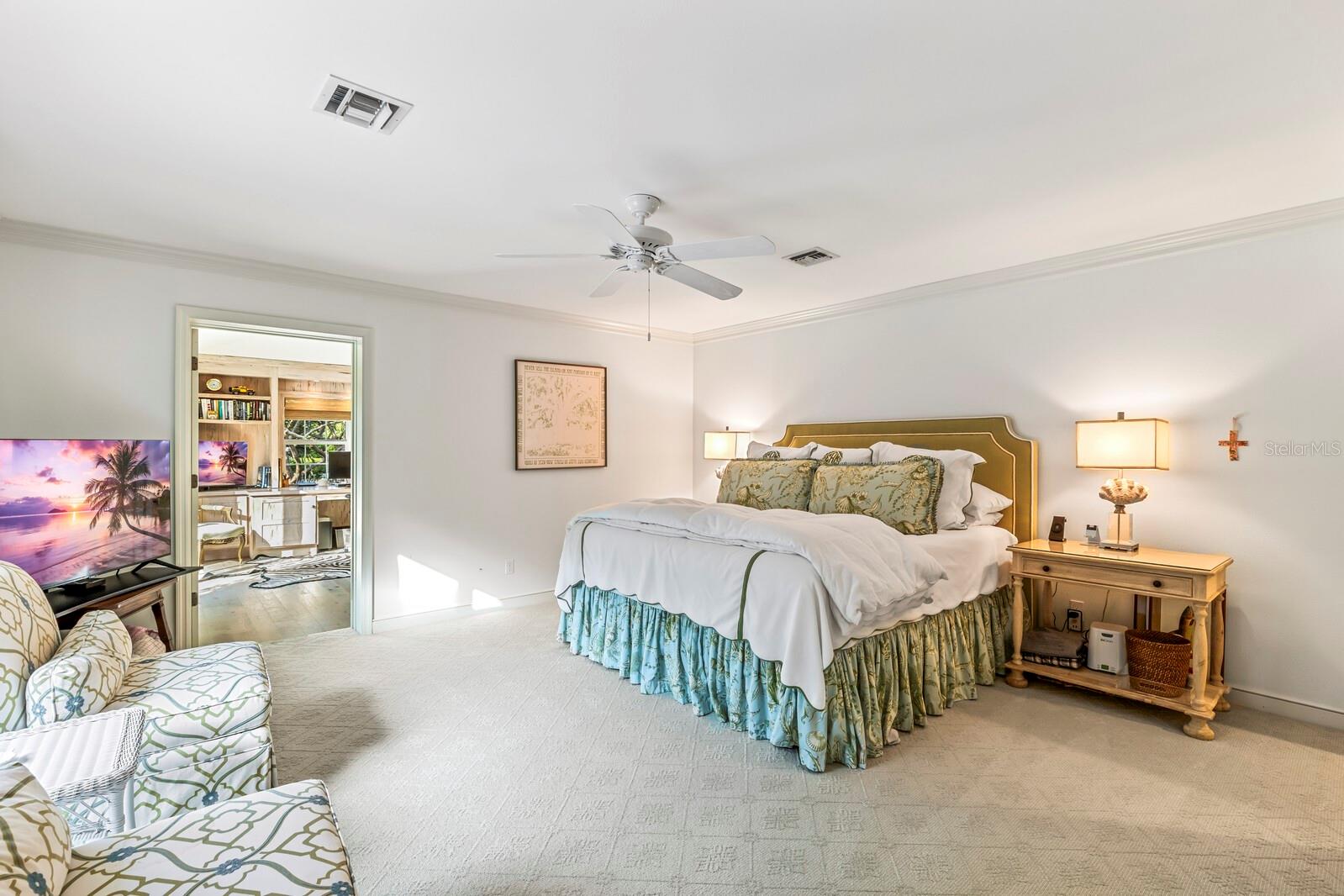 HARBOR DRIVE WATERWAYS - Residential