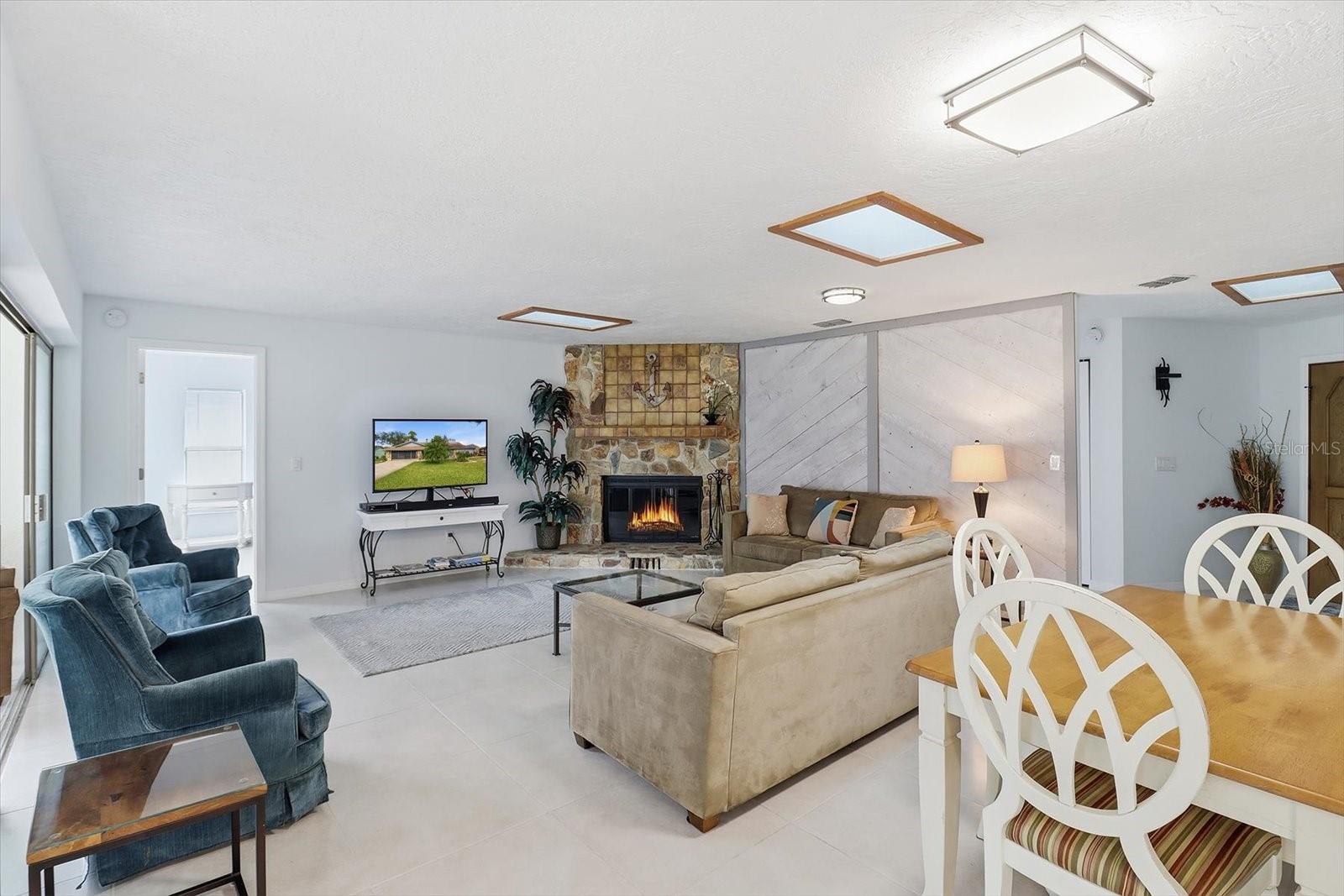 RIVERHAVEN VILLAGE - Residential