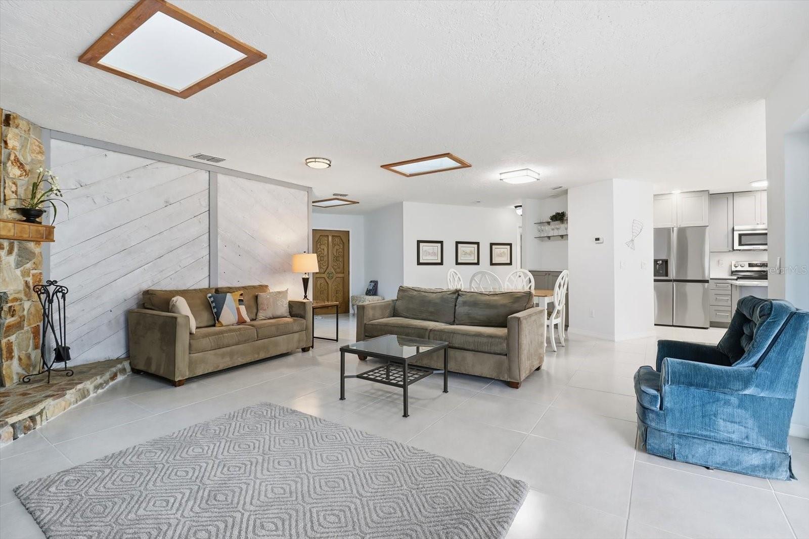 RIVERHAVEN VILLAGE - Residential