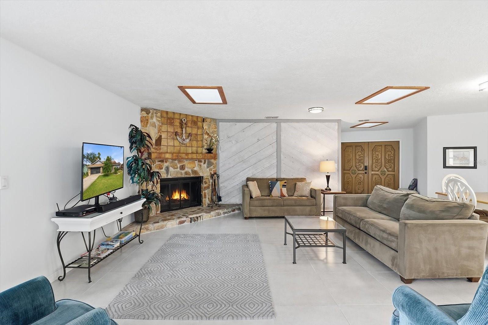 RIVERHAVEN VILLAGE - Residential