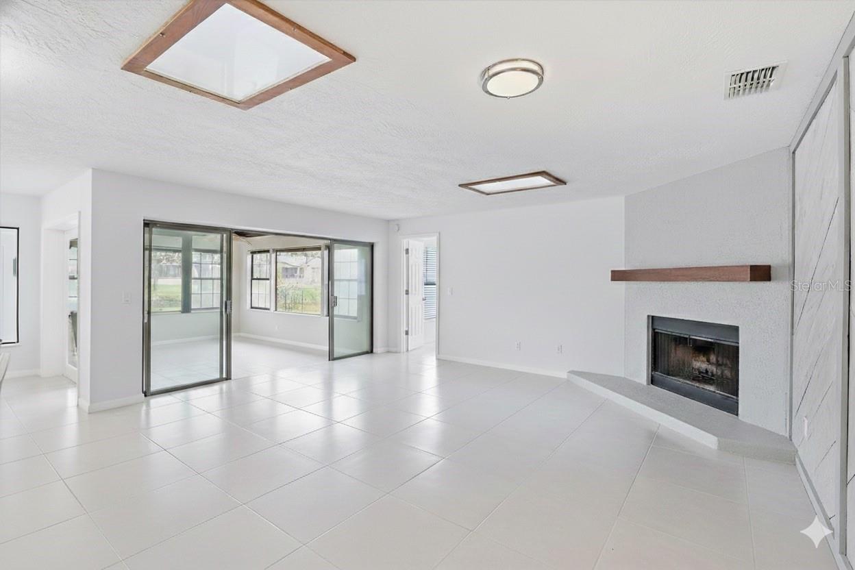 RIVERHAVEN VILLAGE - Residential