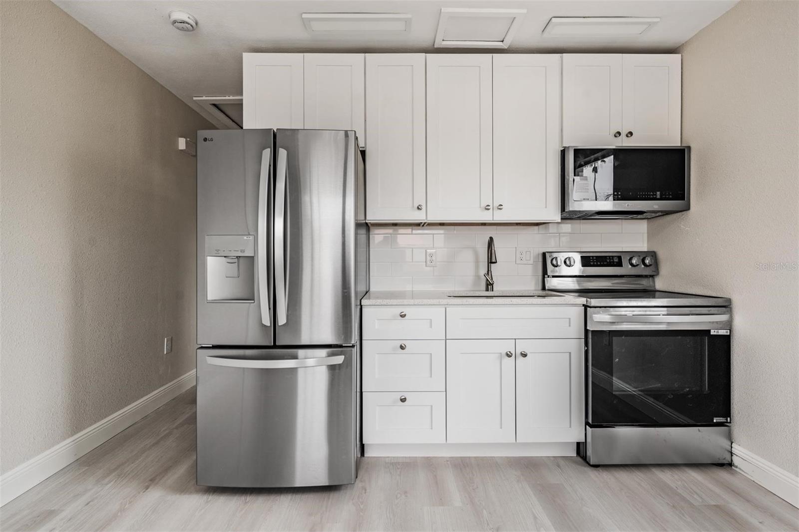 GULF SHORES 3RD ADD REP - Residential Income