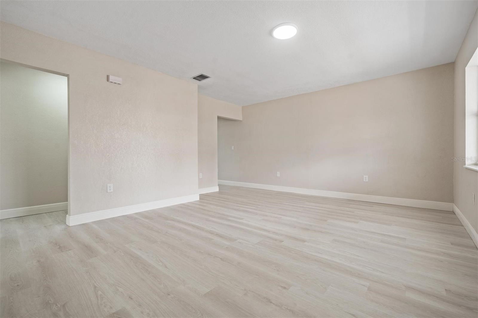 14040 MIRAMAR AVENUE