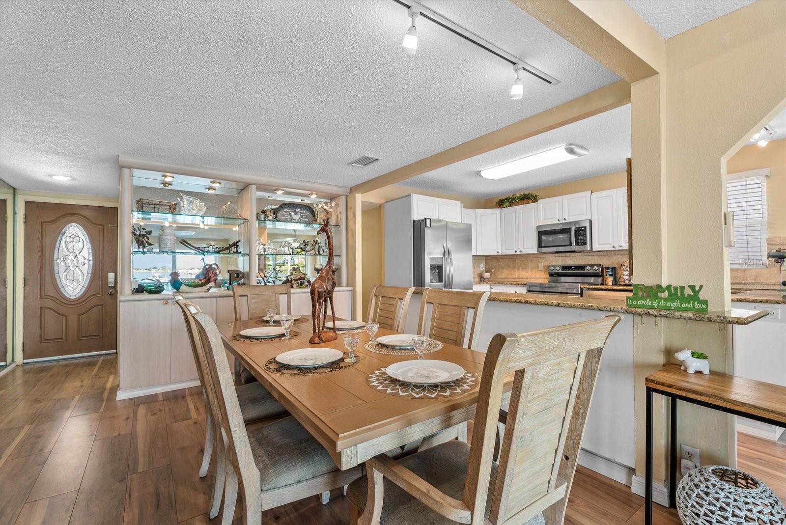 HARBOR LIGHTS MHP CO-OP - Residential