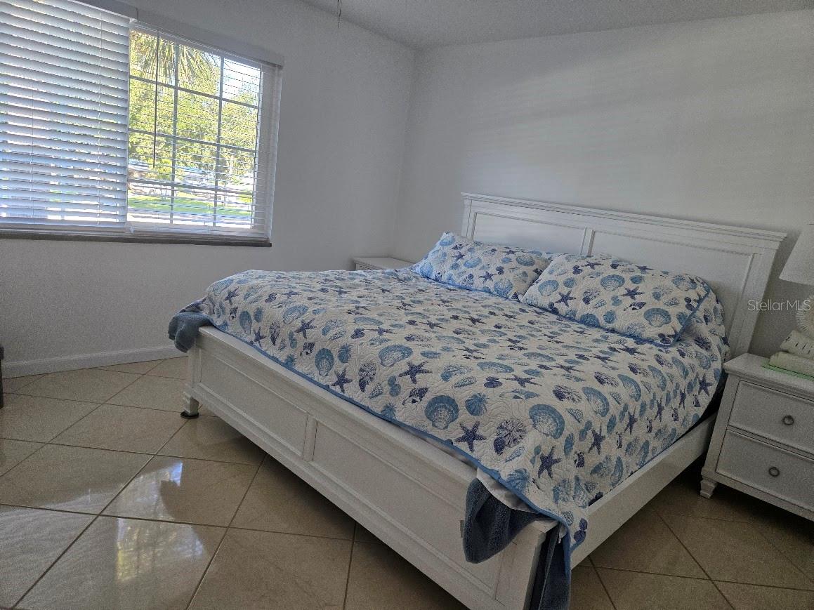 VELVET CLOAKE CONDO - Residential Lease