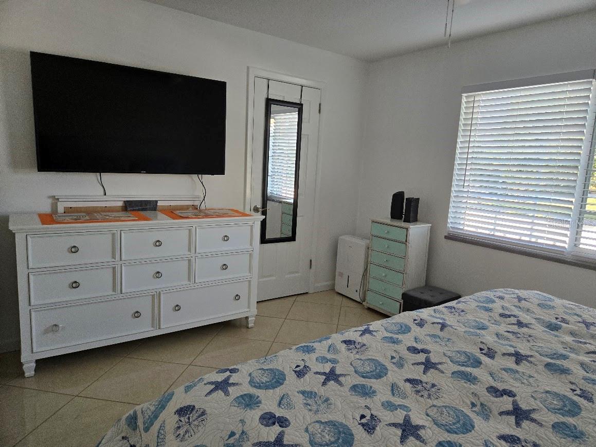 VELVET CLOAKE CONDO - Residential Lease