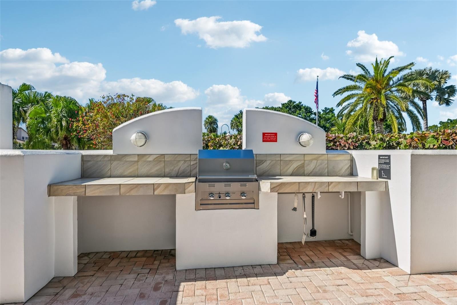 MARINA BAY - Residential