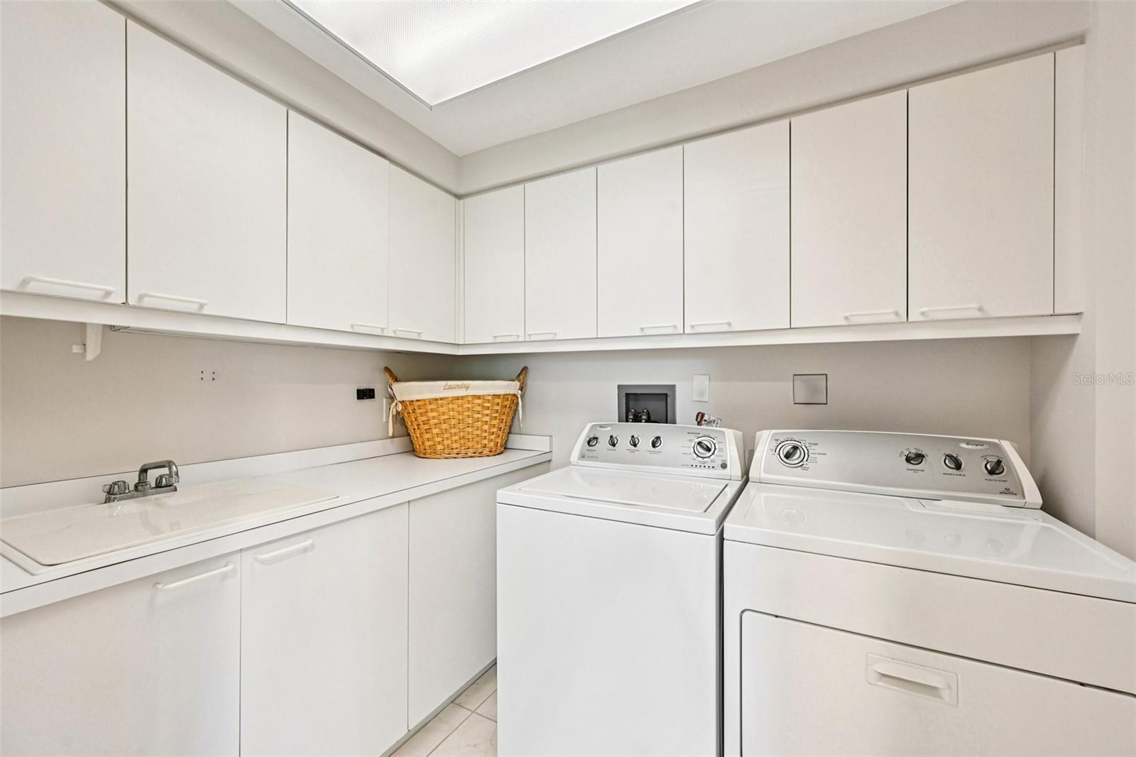 MARINA BAY - Residential