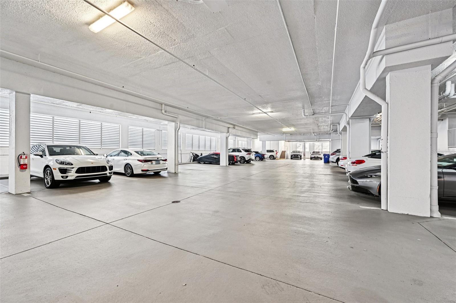 MARINA BAY - Residential