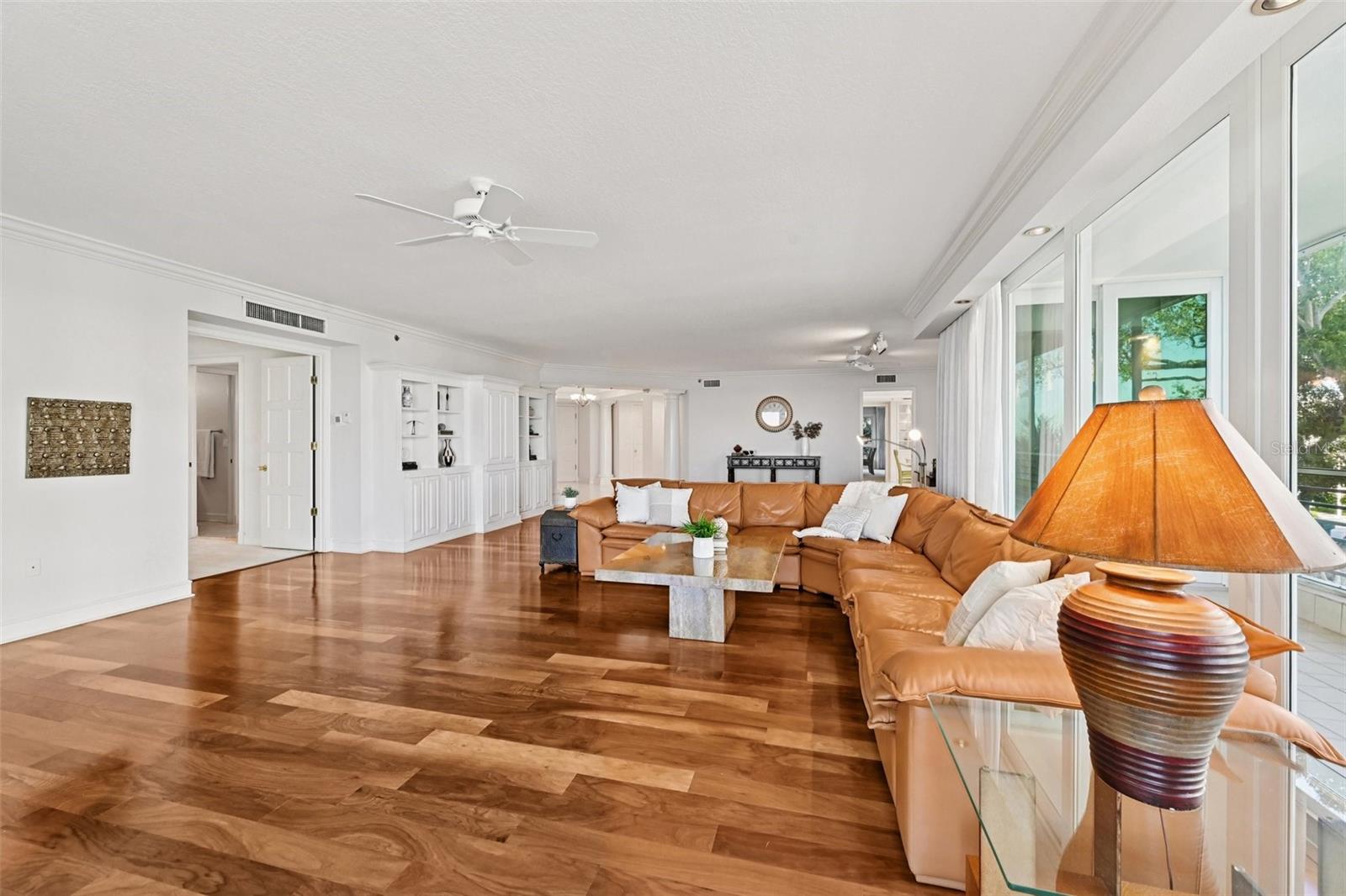 MARINA BAY - Residential