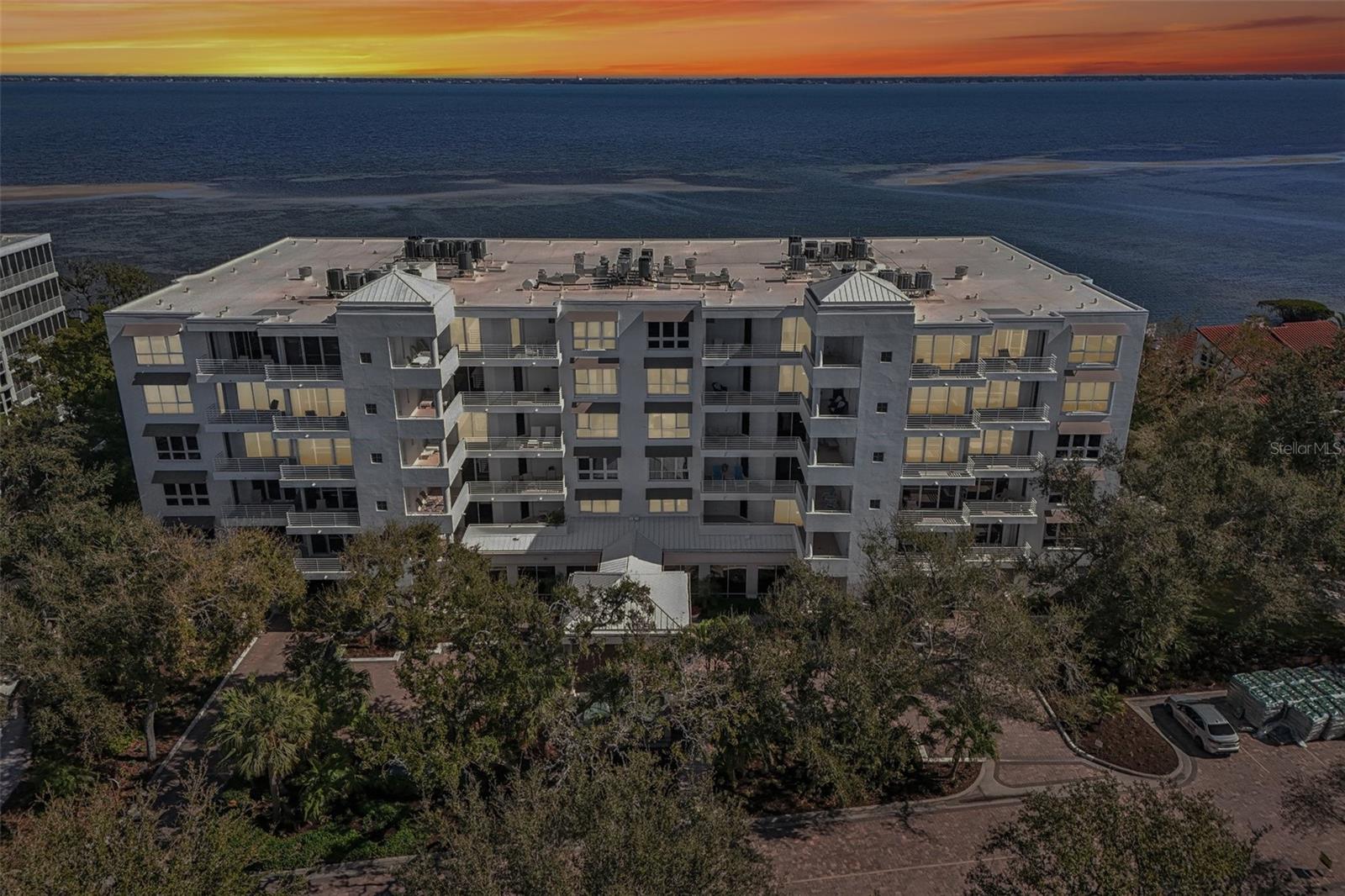 MARINA BAY - Residential