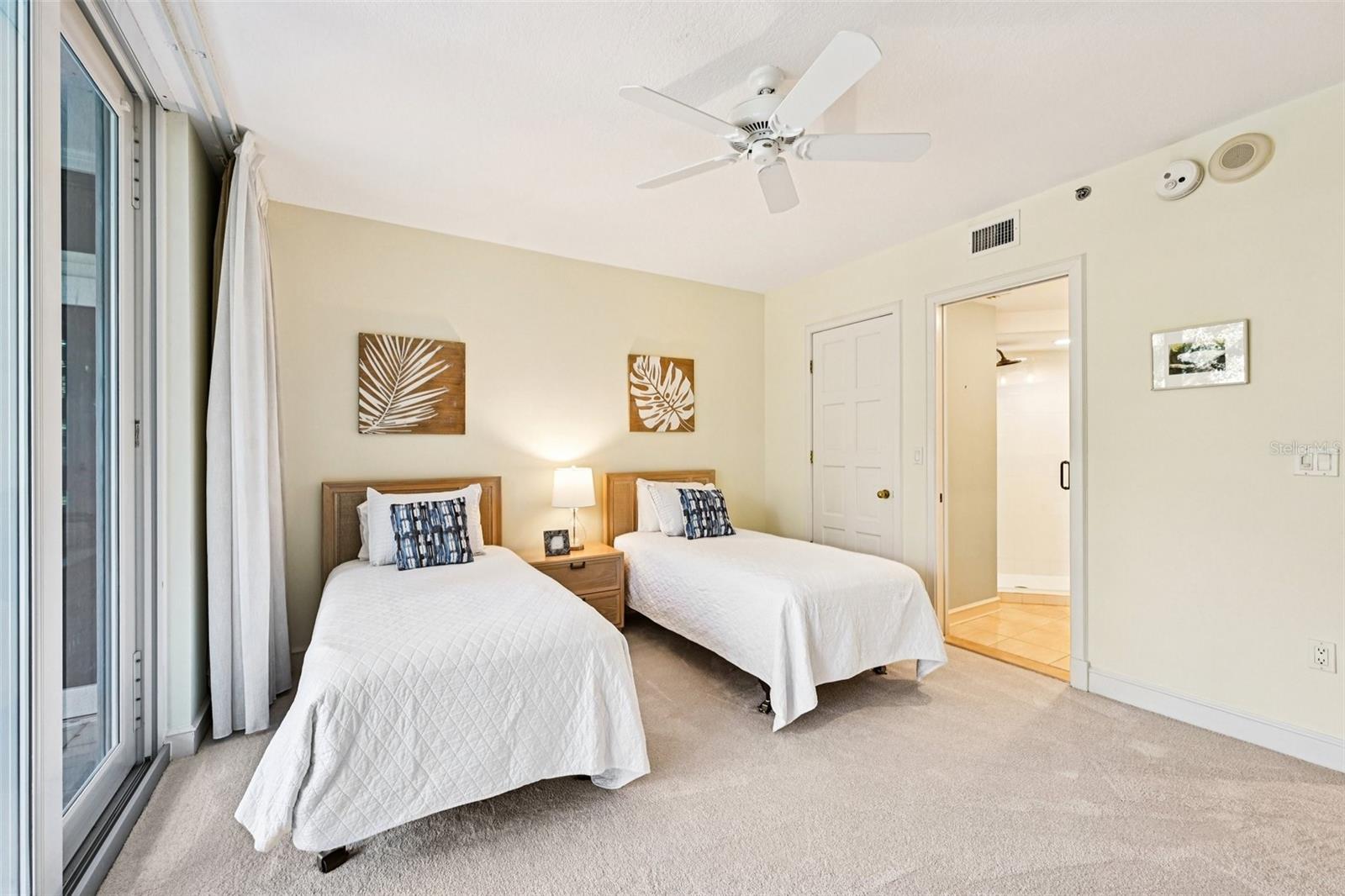 MARINA BAY - Residential