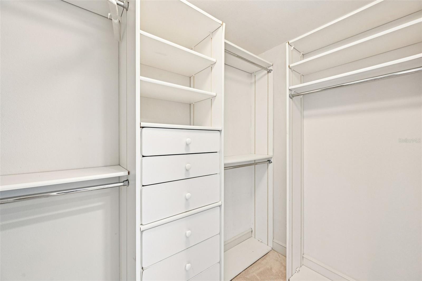 MARINA BAY - Residential