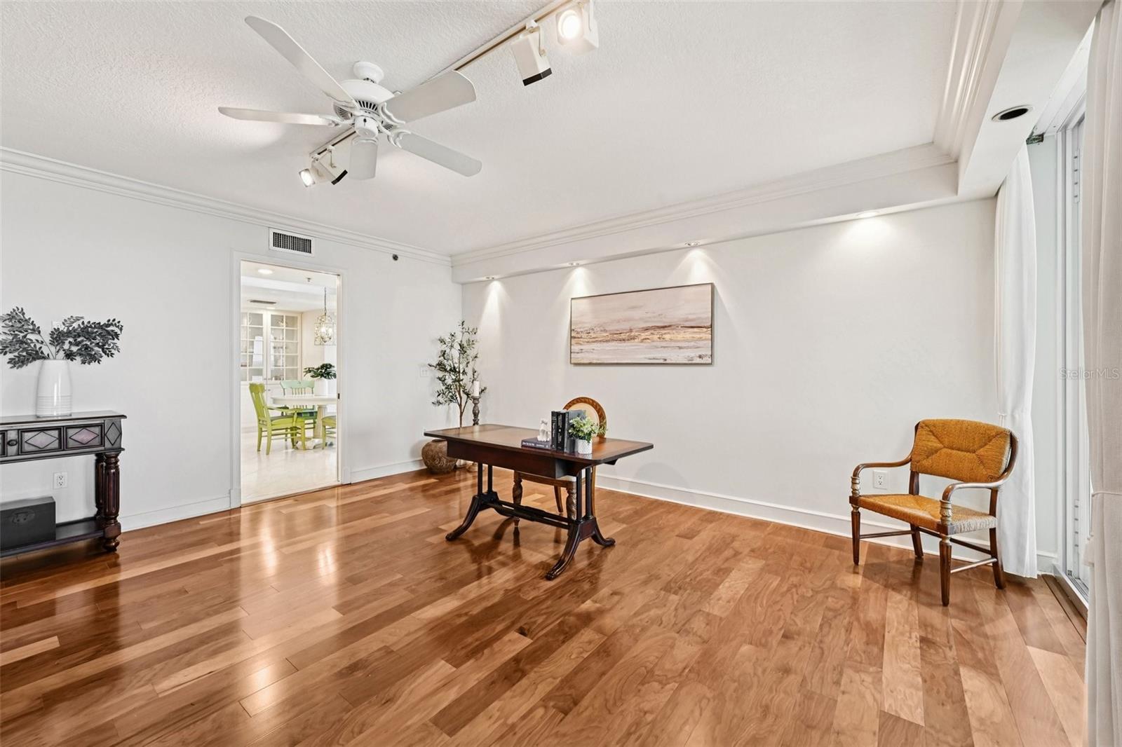 MARINA BAY - Residential