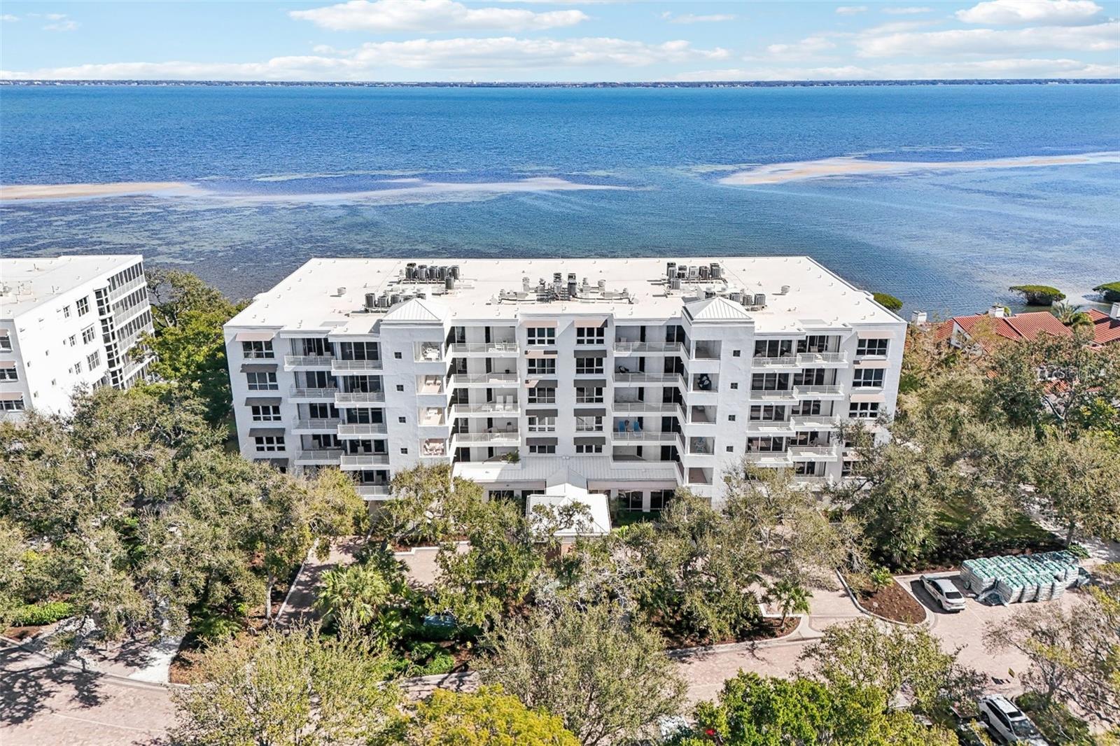 MARINA BAY - Residential