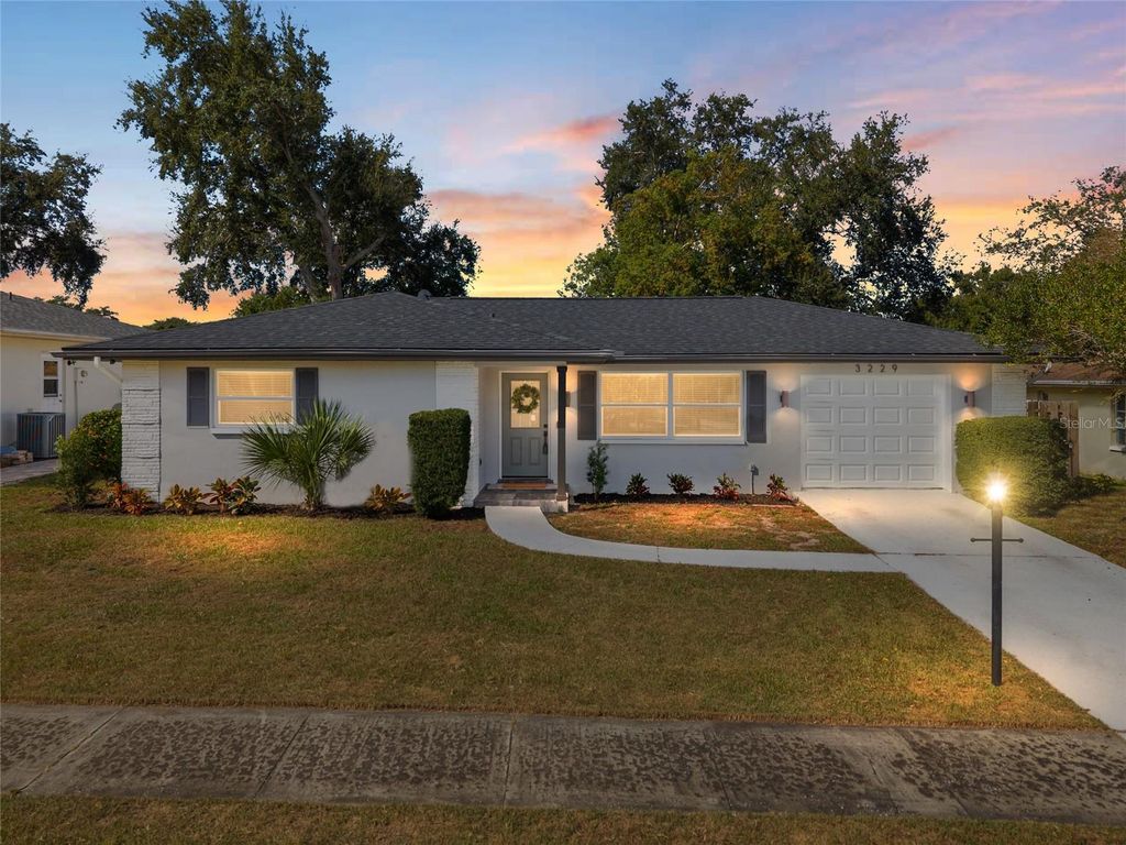 Photo of 3229 Parkway Place, Palm Harbor, FL 34684 (MLS # TB8442469)