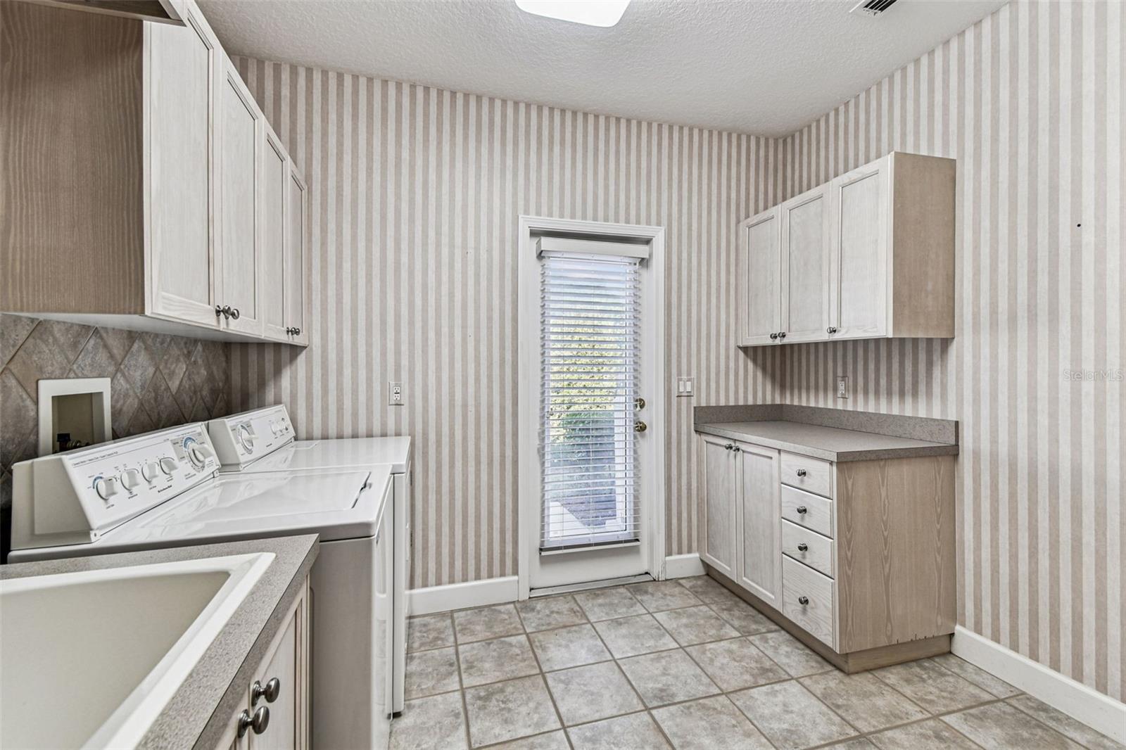 MYRTLE POINT PH 1 - Residential