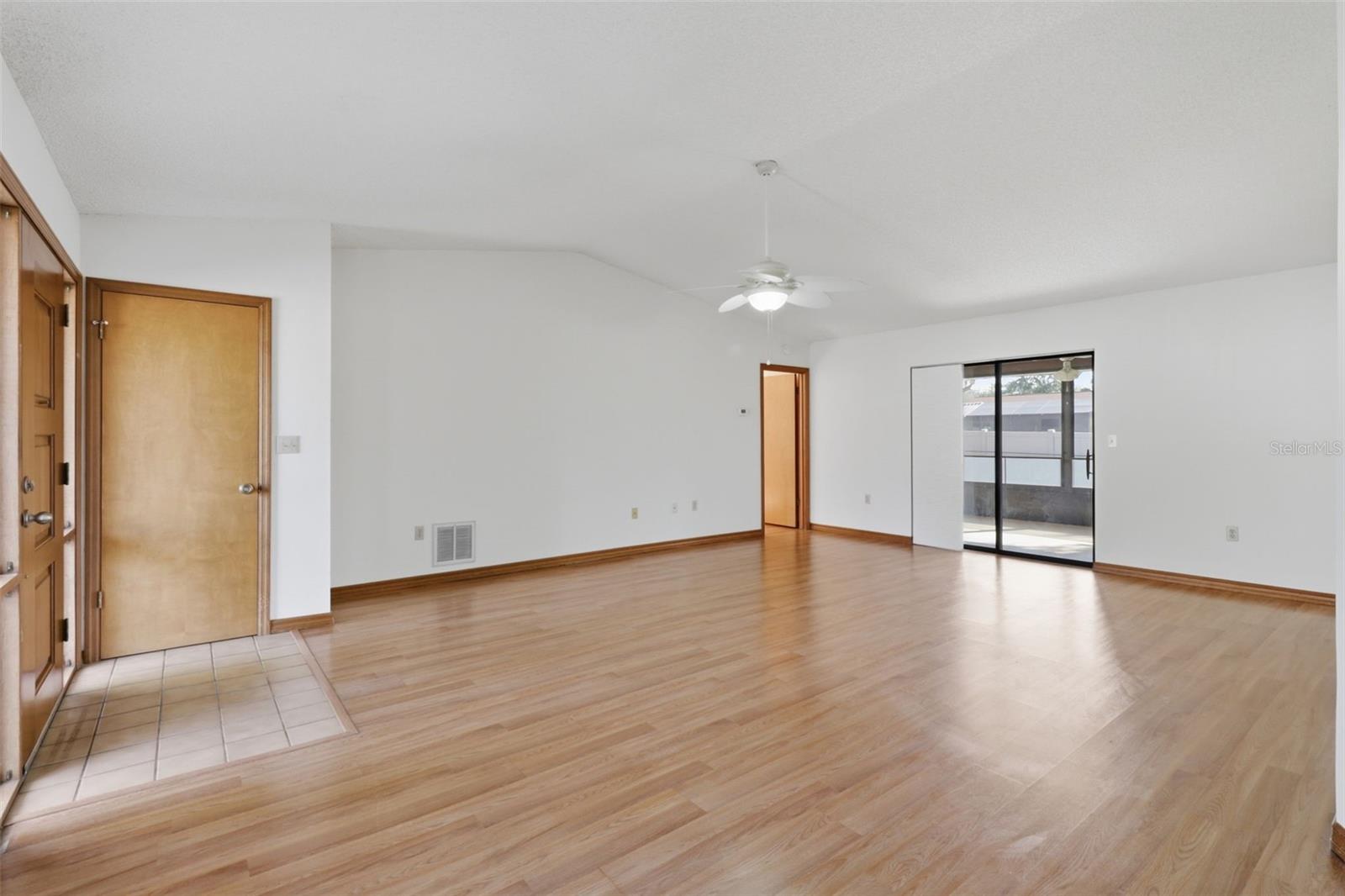 SHADOW LAKES - Residential