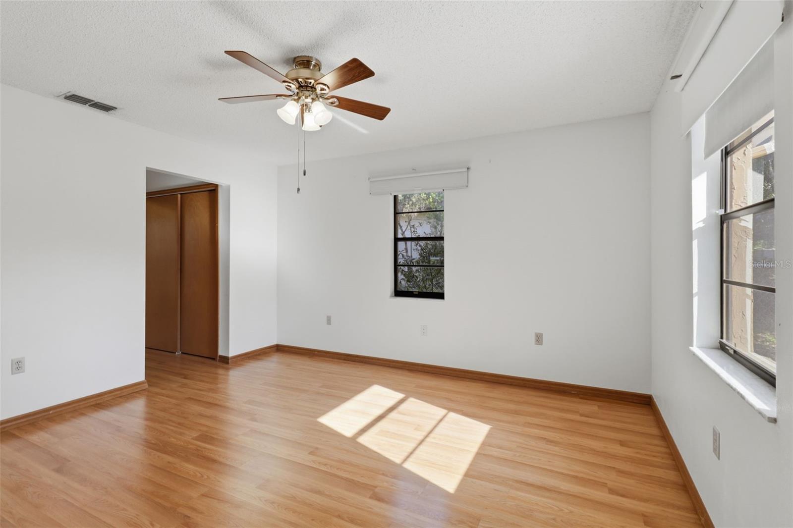 SHADOW LAKES - Residential