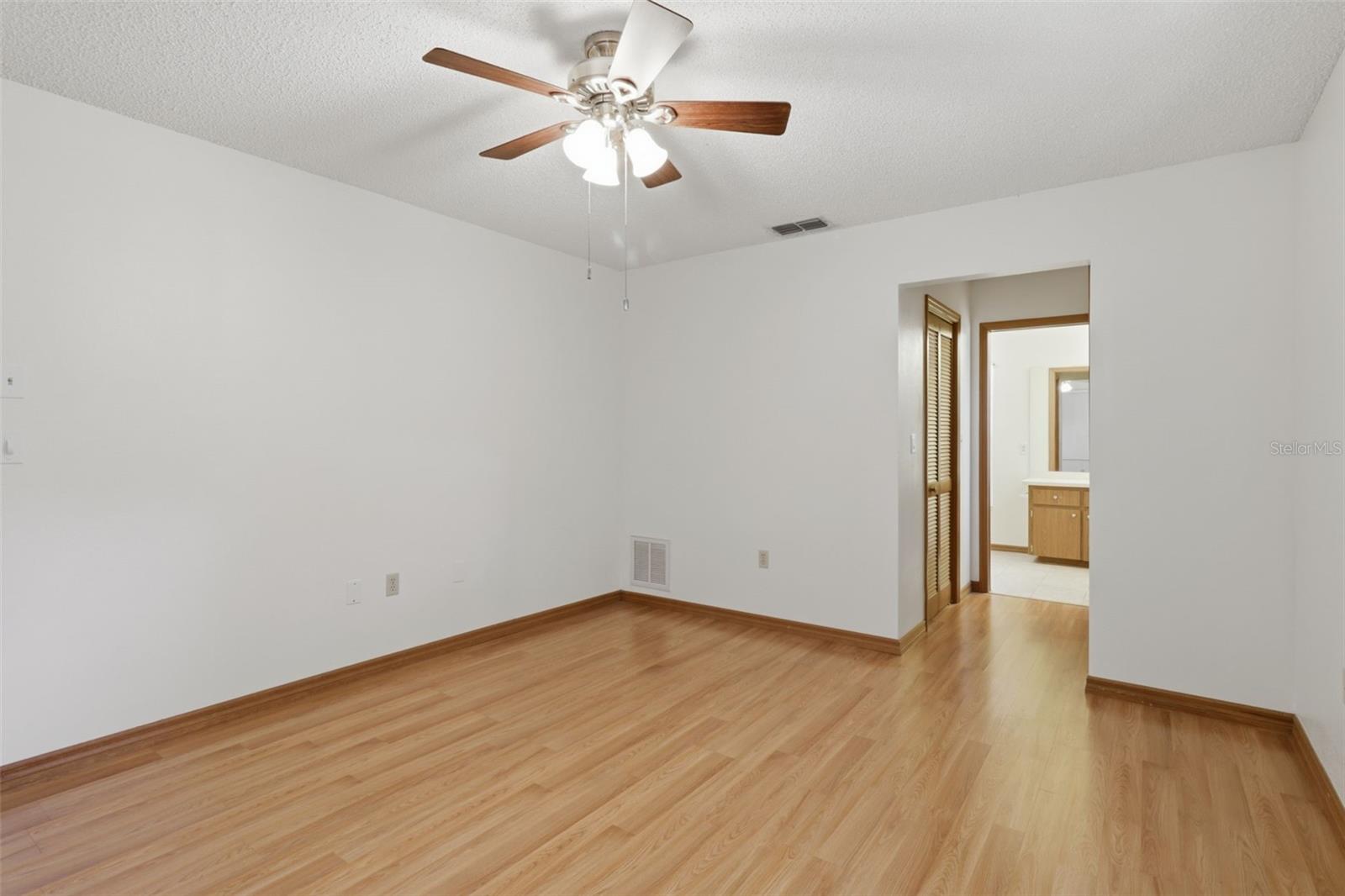 SHADOW LAKES - Residential