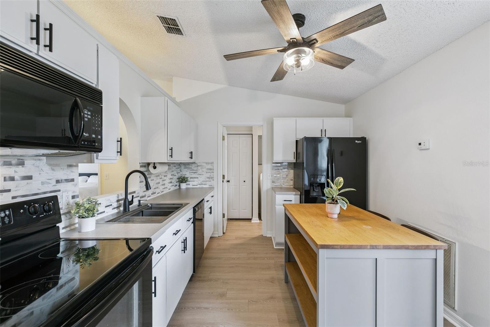 STONEMEADE PH 02 - Residential