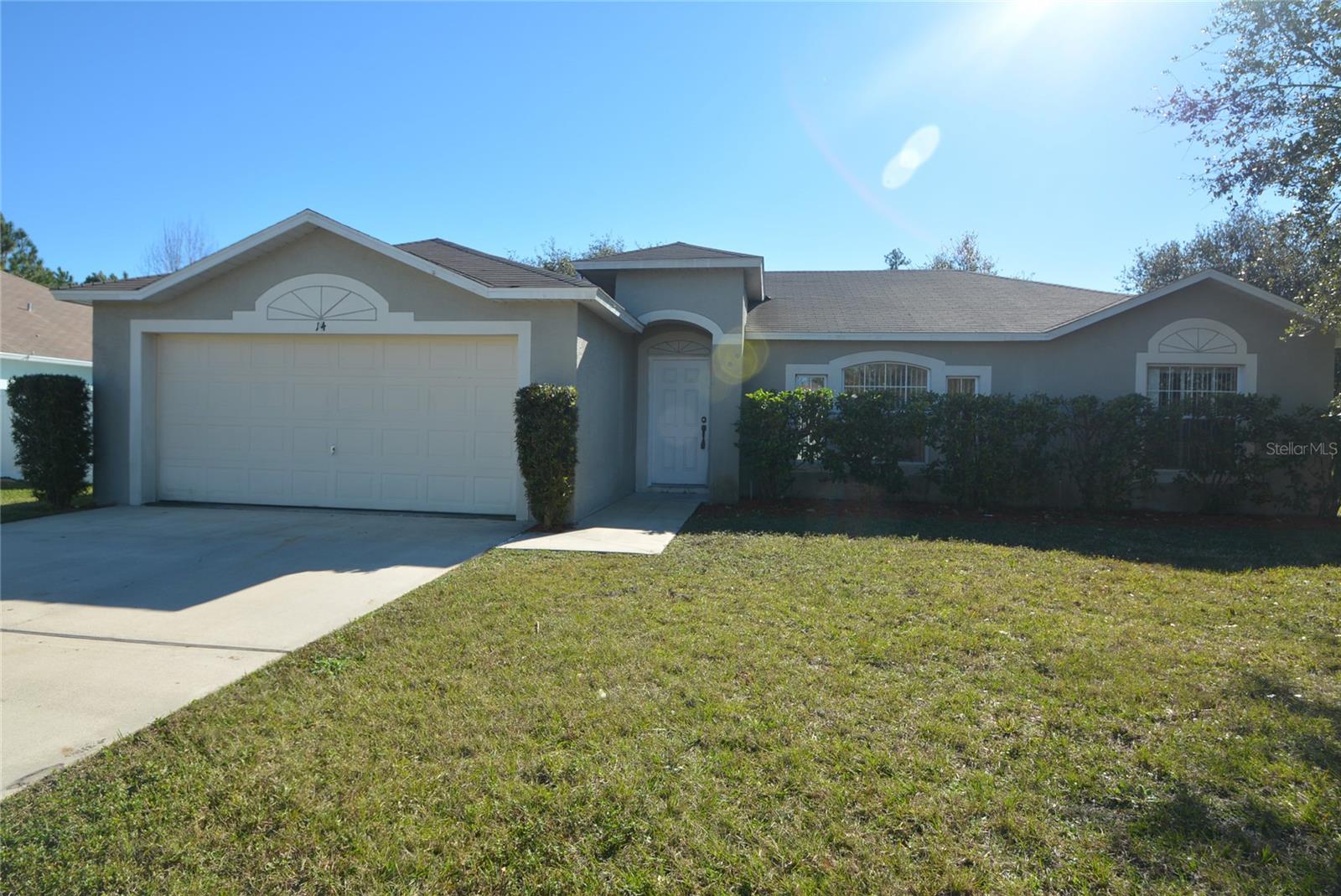 Deposit free living (for qualified renters through Obligo). Gorgeous 3 bedroom 2 bath family home in desirable Seminole Woods Subdivision. Large windows make this house light, bright, and functional! The house features spacious kitchen with double stainless steel sinks, walk-in closets and lots of counter space! The great room is truly great, the pass through from the kitchen to this area makes entertaining easy! From the living room you can walk into the opened patio with huge back yard and enjoy beautiful view of nature while listening to the birds' singing. Great location close to everything, shopping, dining and interstate. Only minutes to the beach! Call Now to schedule your private showings! Learn more about the benefits of deposit-free living here:
See the Obligo brochure https://depositfree.myobligo.com/hubfs/Partner%20Resource%20Center%20(Obligo%20x%20Buildium)/Tenant%20Brochure.pdf