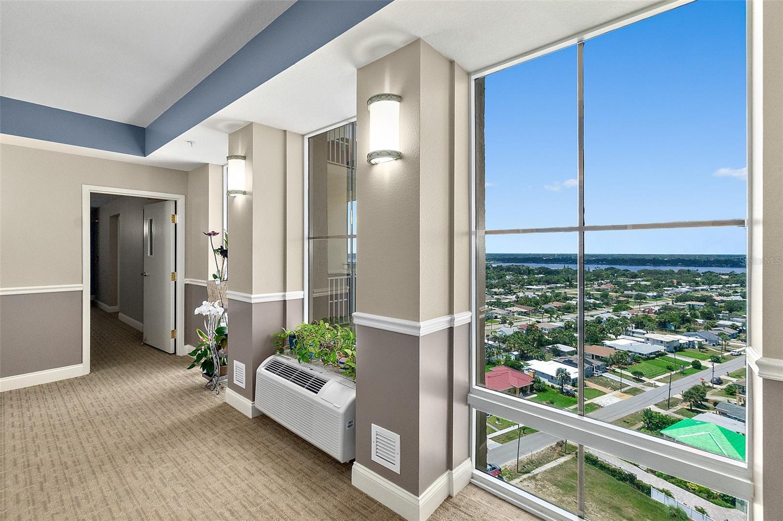 MEDITERRANEAN CONDO - Residential