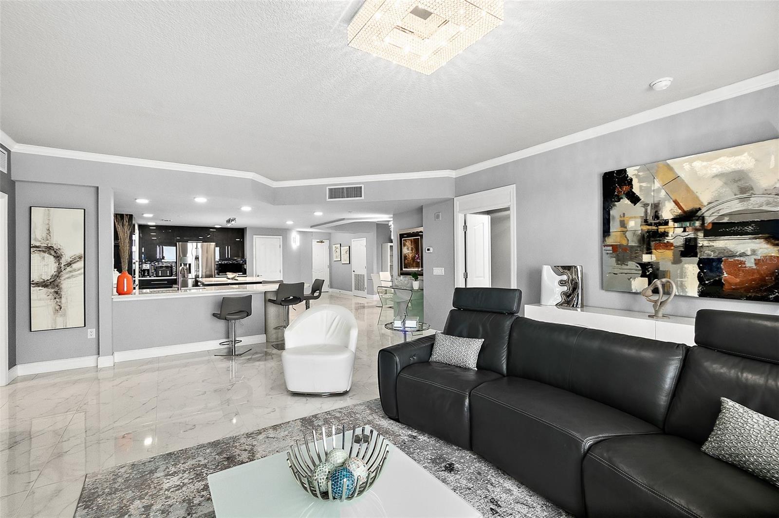 MEDITERRANEAN CONDO - Residential