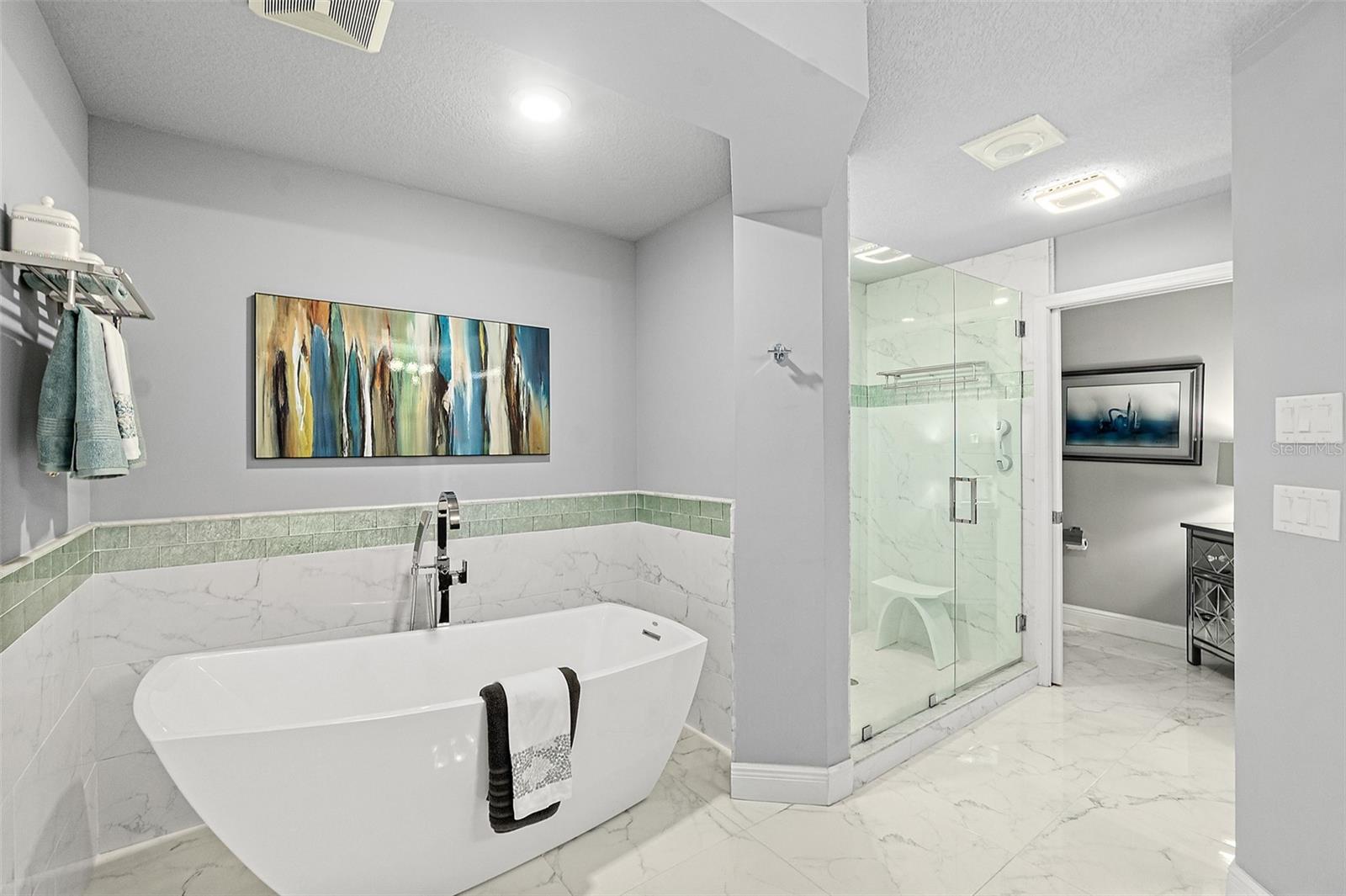 MEDITERRANEAN CONDO - Residential