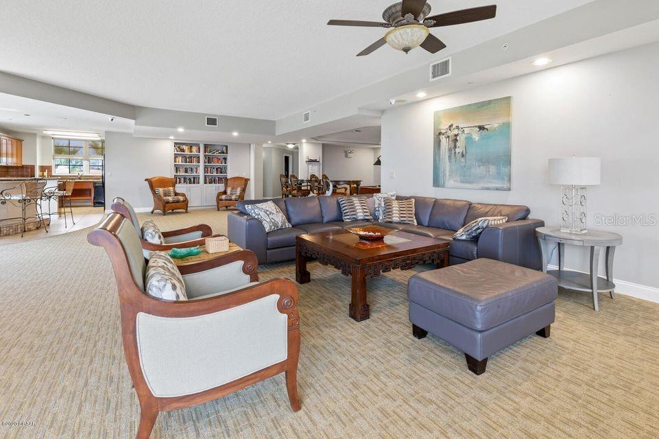 MEDITERRANEAN CONDO - Residential