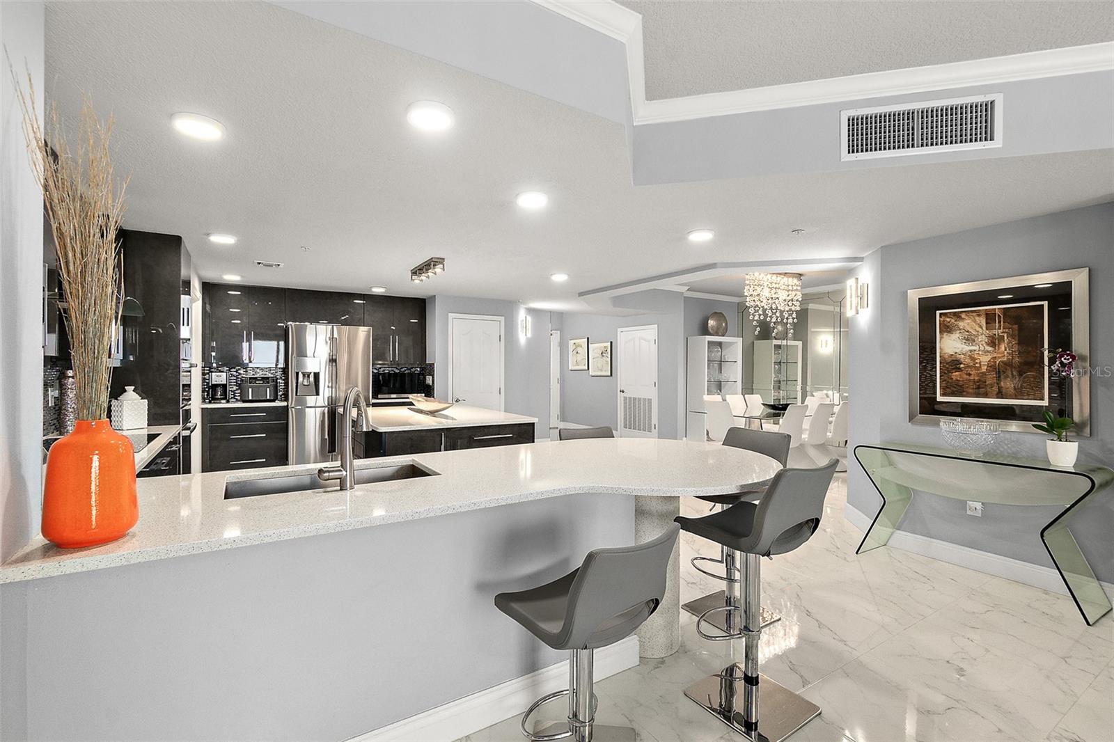 MEDITERRANEAN CONDO - Residential