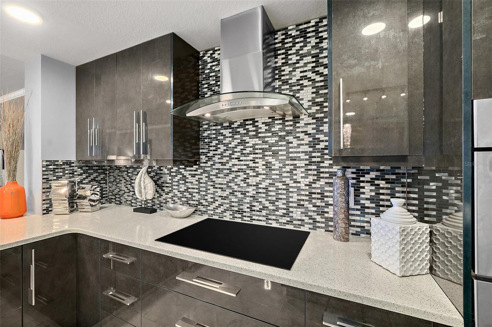 MEDITERRANEAN CONDO - Residential