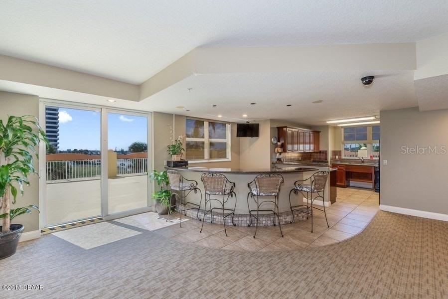 MEDITERRANEAN CONDO - Residential