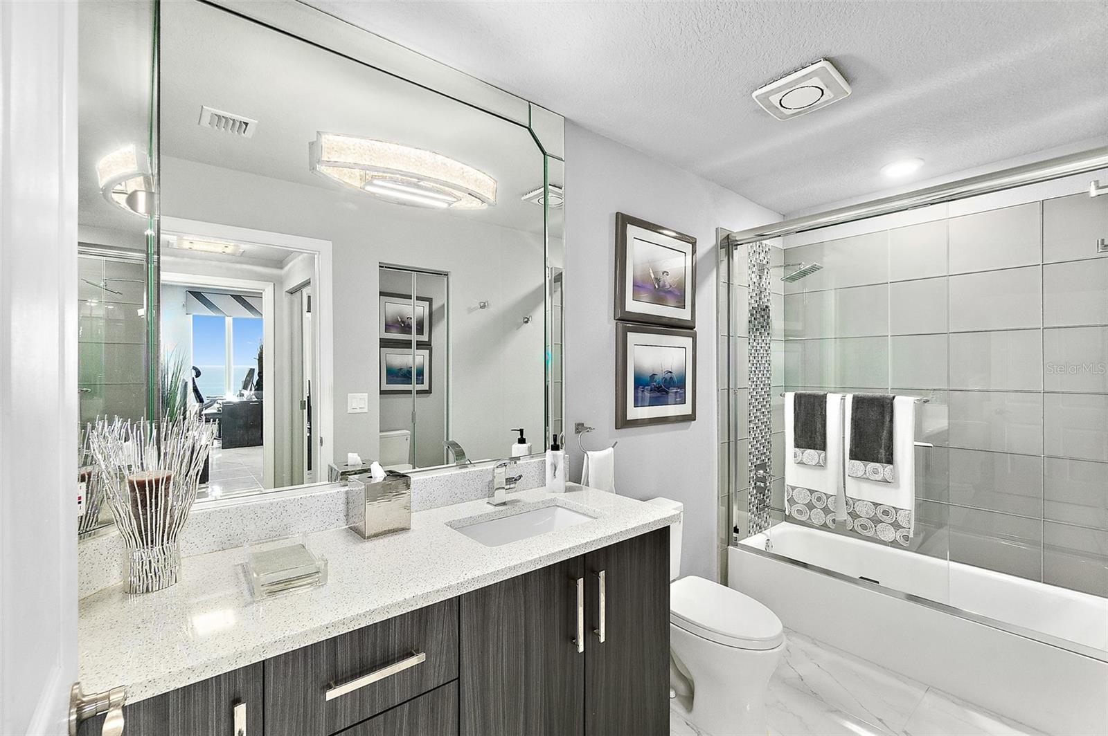 MEDITERRANEAN CONDO - Residential